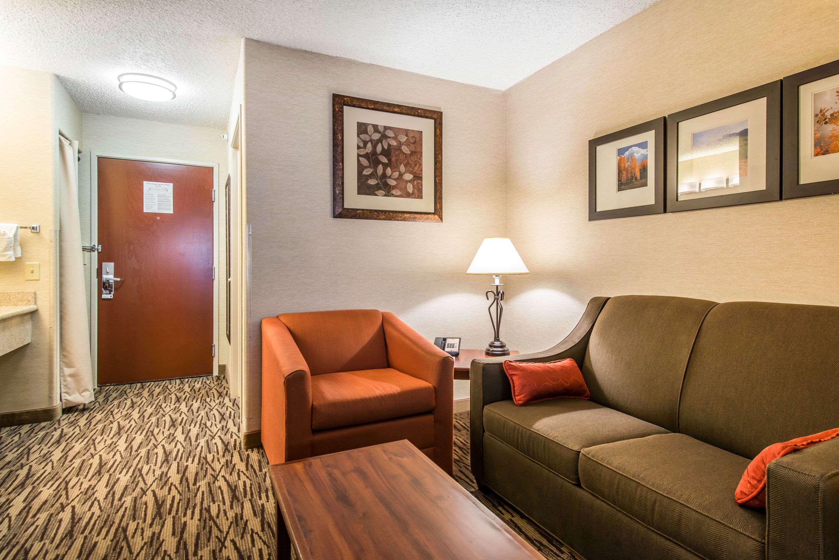 Comfort Suites Golden West On Evergreen Parkway Екстер'єр фото