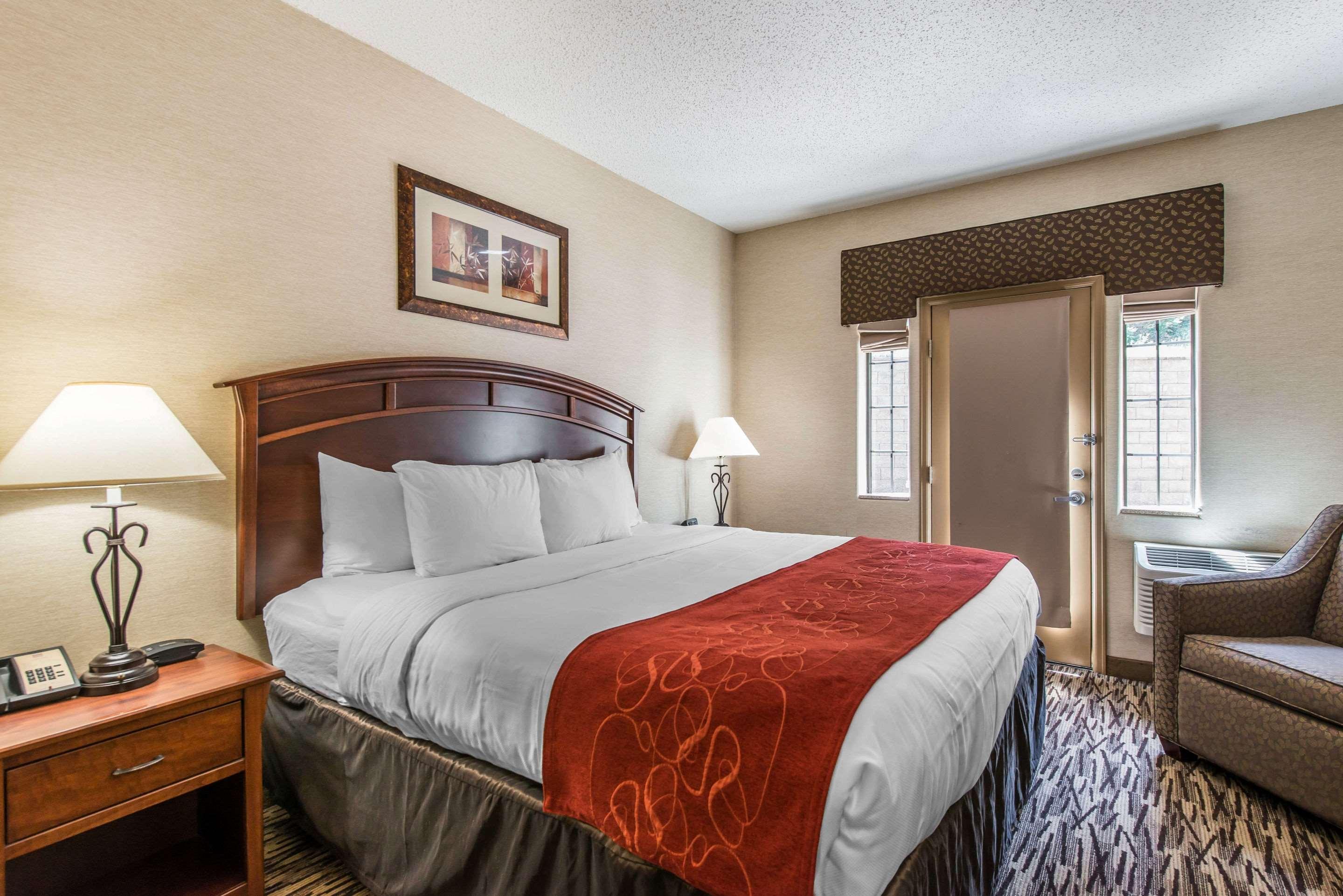 Comfort Suites Golden West On Evergreen Parkway Екстер'єр фото