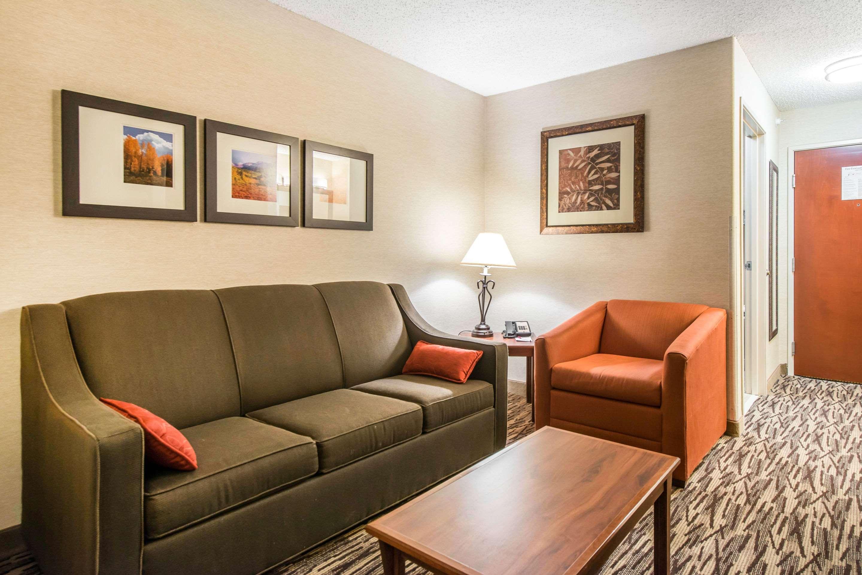 Comfort Suites Golden West On Evergreen Parkway Екстер'єр фото