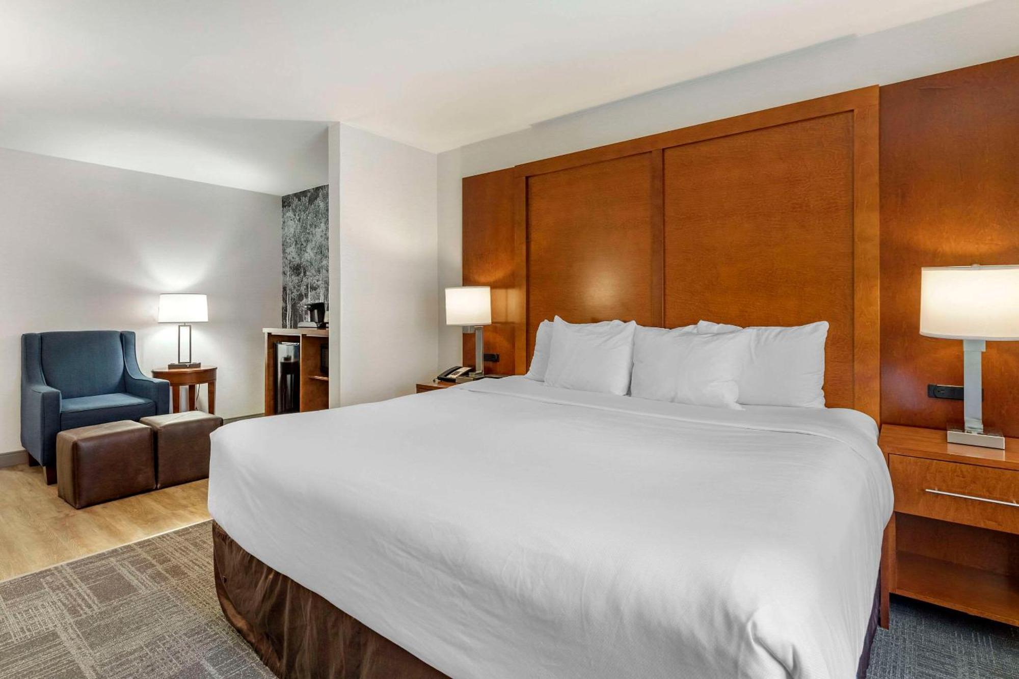 Comfort Suites Golden West On Evergreen Parkway Екстер'єр фото